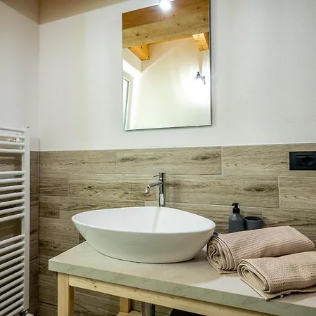 Tenuta Il Sogno Bianco Lägenhet Montemezzo